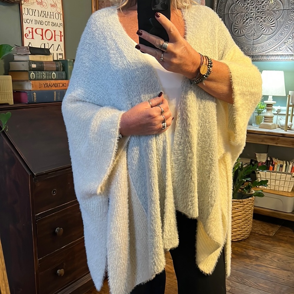 Nordstrom’s Roffe Flyaway Wrap